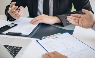 Oltita xususiy bandlik agentligining litsenziyasi vaqtincha toʻxtatildi