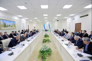 Конституциявий комиссиянинг навбатдаги йиғилиши бўлиб ўтди