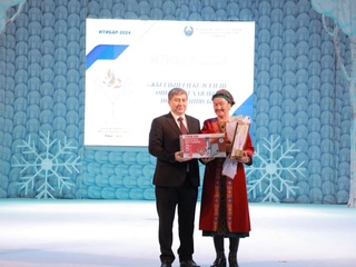 Белсенди ҳаял-қызлар «Итибар-2024» сыйлығы менен сыйлықланды