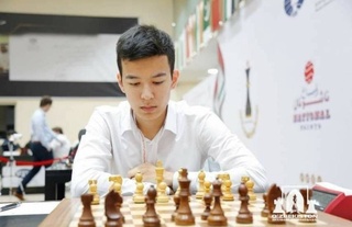 Нодирбек Абдусатторов Шаржада чемпион бўлди