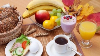 Продукты, которые нельзя есть натощак