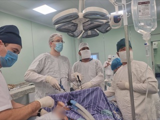 Белорусские врачи оказывают высокотехнологичную медицинскую помощь навоийским пациентам