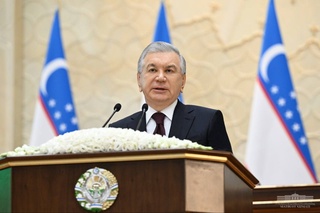 Davlatimiz rahbari Senat aʼzosi etib saylanganlarni samimiy muborakbod etdi