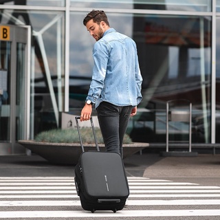 Qanday tofidagi shaxslarga xorijga chiqish uchun mikroqarz beriladi?