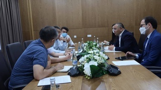 Обсужден проект создания завода по синтезу лекарственных препаратов в Навоийской области