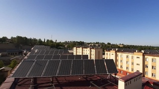 Namanganda 4 ta koʻp qavatli uylarning tom qismiga quyosh elektr panellari oʻrnatildi