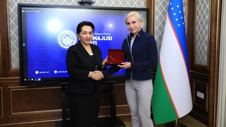 Велоспорт бўйича Ўзбекистон терма жамоаси аъзосига давлат мукофоти топширилди