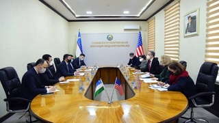 В Узбекистан доставят еще 5 млн доз вакцины против коронавируса «Pfizer» и «Moderna»