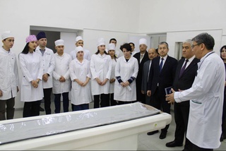 Студенты медицинского факультета Навоийского государственного пединститута будут получать практические и теоретические знания на базе Навоийского филиала РНЦЭМП