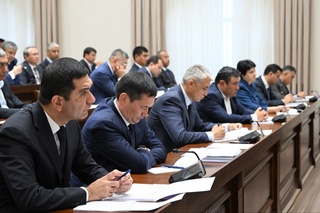 Кўп масалаларда ректорларга мустақиллик берилади