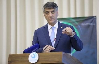 Prezidentdikka nomzod Alisher Qodirov saylovoldi uchrashuvlari bilan Surxondaryoda