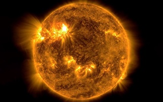 A new strong flare has occurred on the Sun