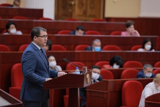 Адлия вазирининг ахбороти эшитилди