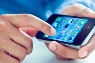 Яроқсиз телефон сотувчига қайтариб берилди