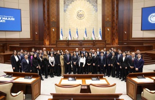 Жастар Сенат қызметімен жақыннан танысты