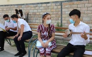 Fargʻona davlat universitetida ijodiy imtihonlar boʻlib oʻtmoqda