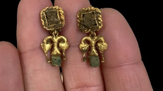 Ancient Roman necropolis holding more than 60 skeletons and luxury goods discovered in central Italy