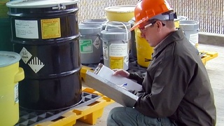 Экологически опасные продукты будут сертифицироваться в обязательном порядке