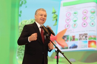 Президент: «Сўнгги 5 йилда мингта мактаб қурдик, 7 миллионта компьютер синфларини ташкил қилдик»