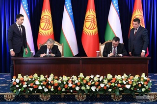 Өзбекстан-Қырғызстан қарым-қатынасын стратегиялық серіктестік деңгейге көтеретін Декларацияға қол қойды