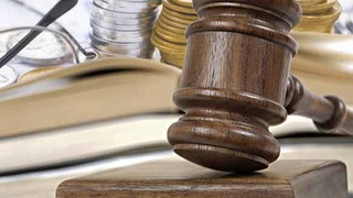 Право прокуроров участвовать во всех судебных процессах по экономическим делам отменяется