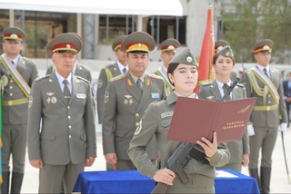 Жамоат хавфсизлиги университетида биринчи босқич курсантларининг ватанга қасамёди маросими ўтказилди