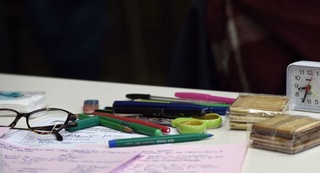 Вазирлик телевизион дарсдаги хатолик учун узр сўради