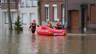 Франция: сув тошқини туфайли об-ҳаво хавфининг қизил даражаси эълон қилинди