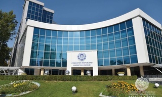 Ўзбекистон нефть ва газ саноати: Трансформация йўли билан бозор муносабатларига ўтиш