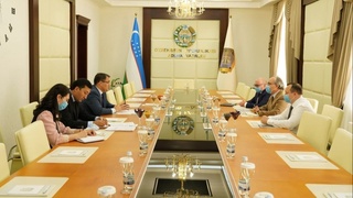 Адлия вазири “Jacobs, Cordova and Associates” халқаро консалтинг ташкилоти вакиллари билан учрашди