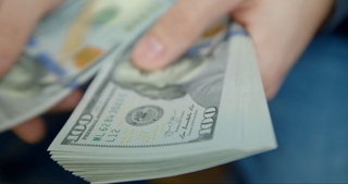 Noqonuniy kelishuvda “10 400 dollar”ni kim olgan edi?