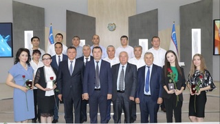 “Жаңа Өзбекстан”  және  «Правда Востока» газеттерінің бір топ  қызметкерлері  «Өзбекстан Республикасы  тәуелсіздігінің 30  жылдығы» естелік белгісімен марапатталды
