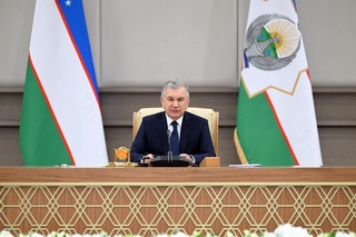 Prezident raisligida videoselektor yigʻilishi boshlandi