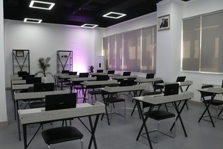 Давлат органлари раҳбарлари рақамли технологиялар бўйича қисқа муддатли курсларда ўқитилади