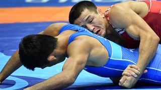 Борец Элмурат Тасмурадов не оправдал ожиданий