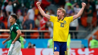 Швеция выбила Польшу с Левандовски, а Испания забила пять мячей Словакии