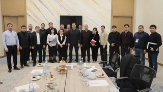 Хоразм вилоятининг ОАВ ва блогерлар ҳамжамияти вакиллари билан учрашув бўлиб ўтди