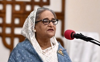 Бангладешда собиқ бош вазирга 120 дан ортиқ айблов қўйилди