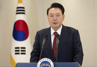 Janubiy Koreya parlamenti prezidentga nisbatan impichmentni qo'llab-quvvatladi