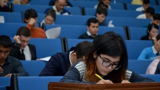 Науаи облысында бітірушілері 100 пайыз жоғары оу орнына кірген мектептер  саны 36-ға жетті