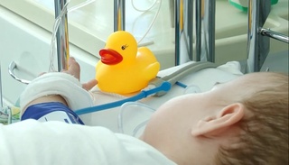 Чустда болалар заҳарланиши билан боғлиқ ҳолат соғлиқни сақлаш вазири қатъий назоратига олинди