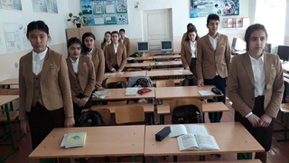 “Давлат умумтаълим мактаблари фаолияти қачон тикланади? Форма ва ўқув қуролларини олиш керакми?”