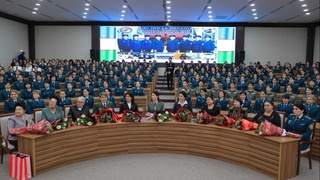 «Өзбекстан әйелдері бірлесейік!» ұранымен І-республикалық форум өтті