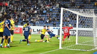 «Насаф» нанес «Нефтчи» первое поражение в этом чемпионате страны