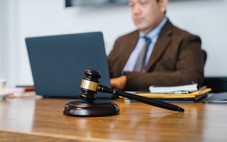 Bepul yuridik yordam koʻrsatadigan advokatlar elektron tanlanadi