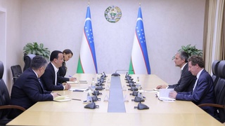 Ӯзбекистон ва AFD дурнамои рушди шарикиро баррасӣ карданд