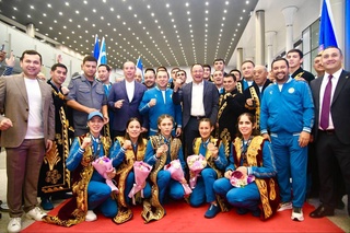 Дар Тошканд маросими бошукӯҳи истиқболи дастаи мунтахаби бокси Ӯзбекистон баргузор гардид