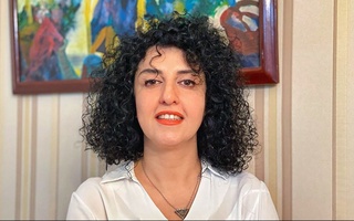 Тинчлик бўйича Нобель мукофотига эронлик ҳуқуқ ҳимоячиси Наргиз Муҳаммадий лойиқ кўрилди