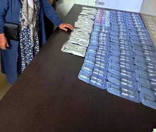 “Gʻishtkoʻprik” chegara bojxona postida fuqaro bel va oyoqlari orasida yashirincha dori olib oʻtmoqchi boʻldi