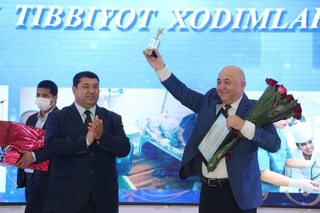 Самарқандда тиббиёт ходимлари тақдирланди